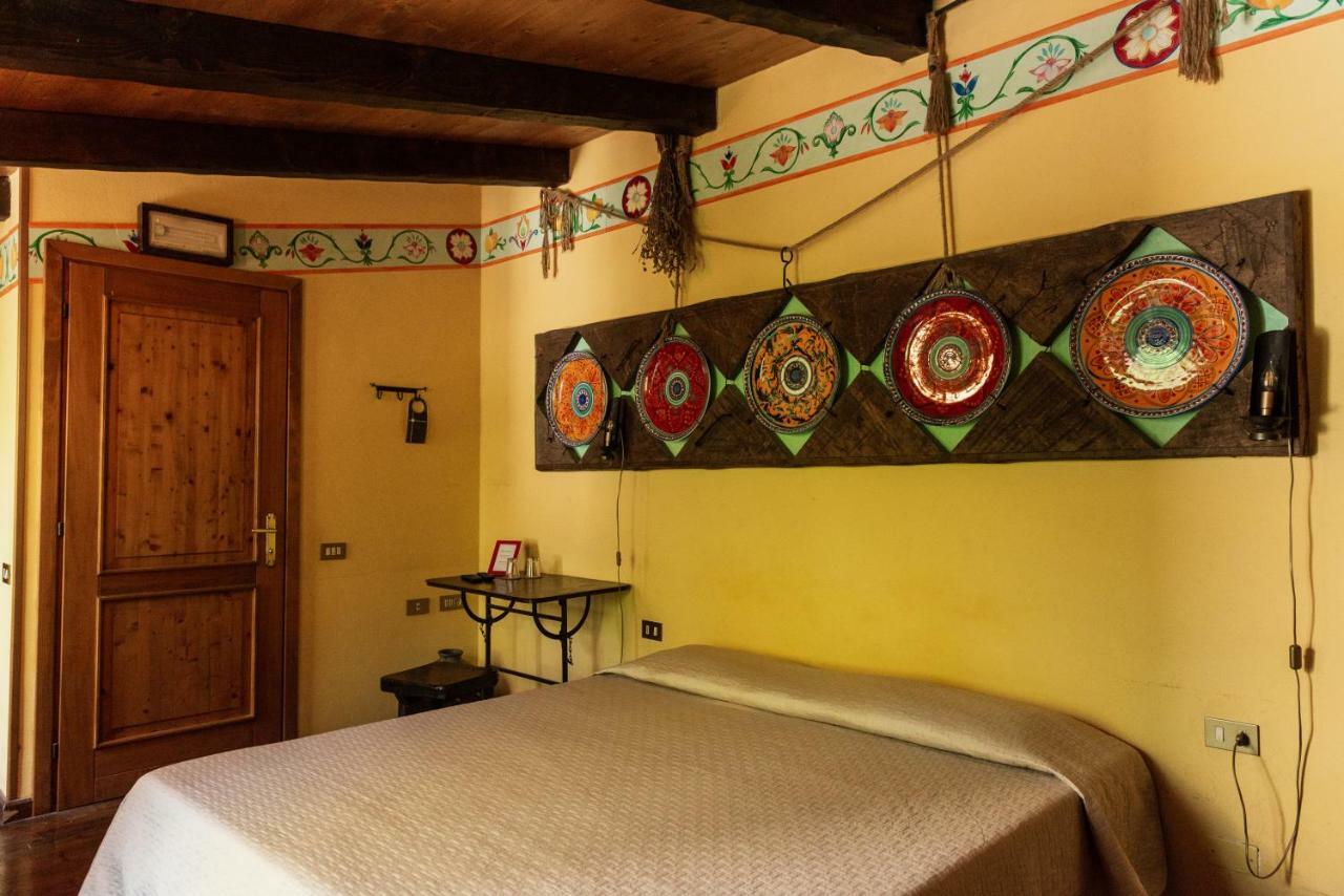 Malchina Agriturismo Mezzaluna מראה חיצוני תמונה